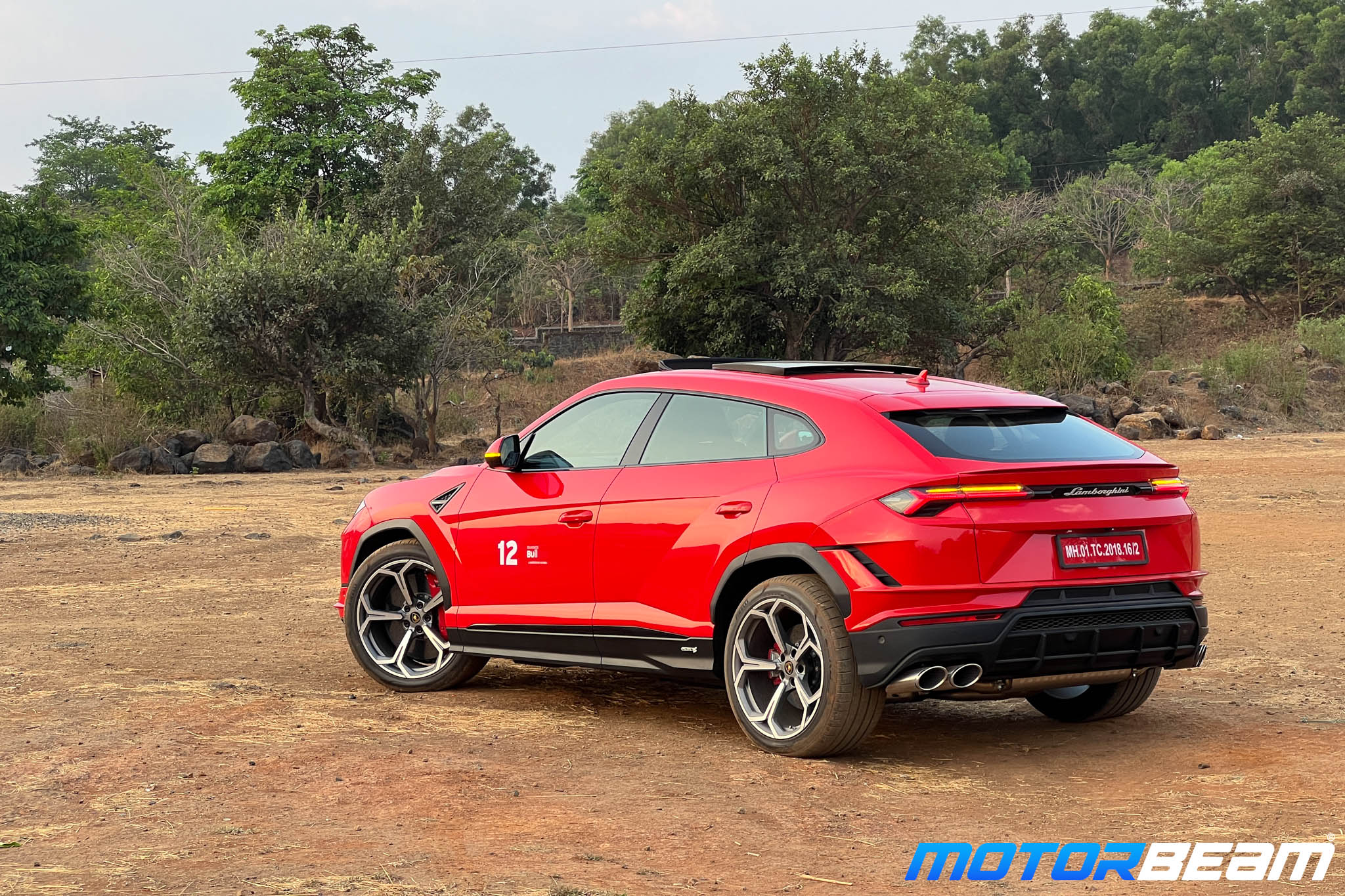 Lamborghini-Urus-S-3