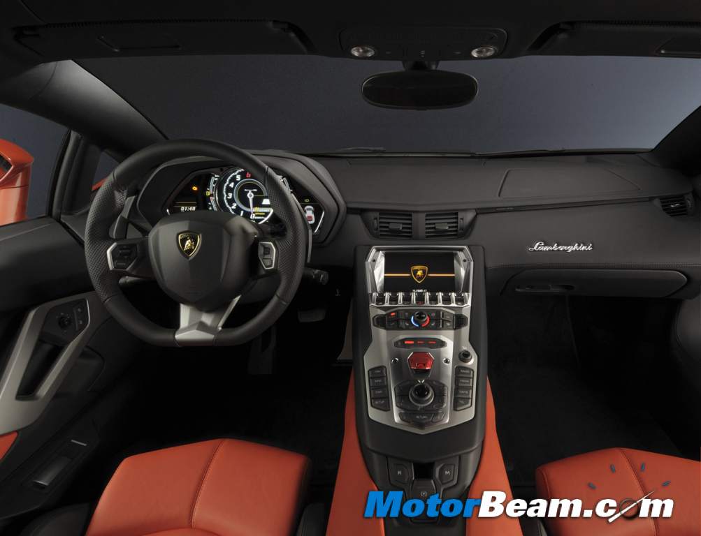 Lamborghini_Aventador_Interior