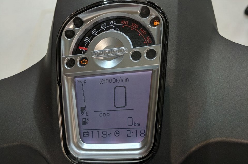 Lambretta V Instrument Console