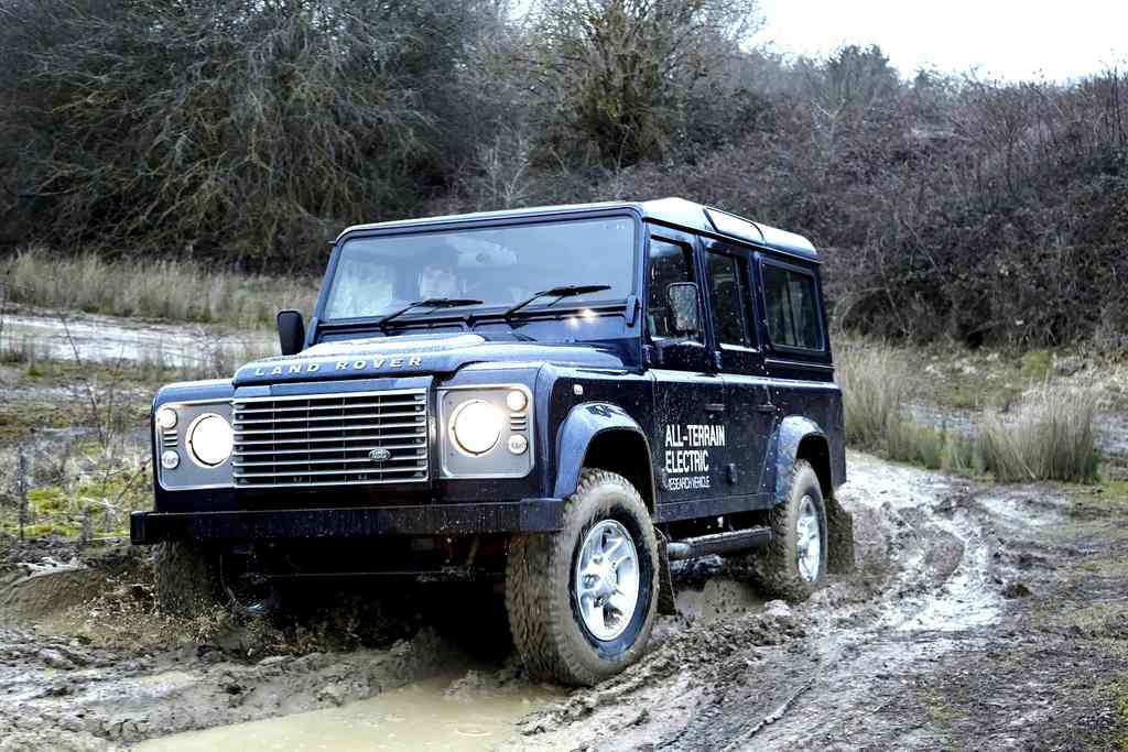 Land Rover Defender Electric slush