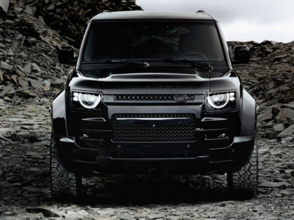 Land Rover Defender OCTA black front