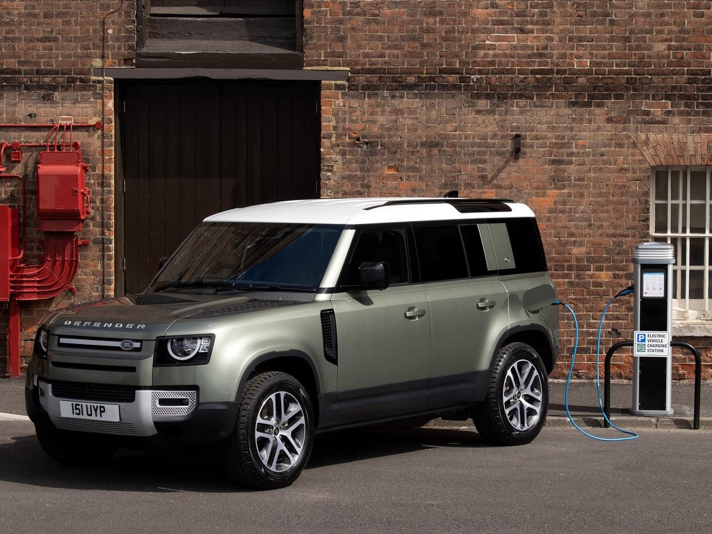 Land Rover Defender P400e Bookings