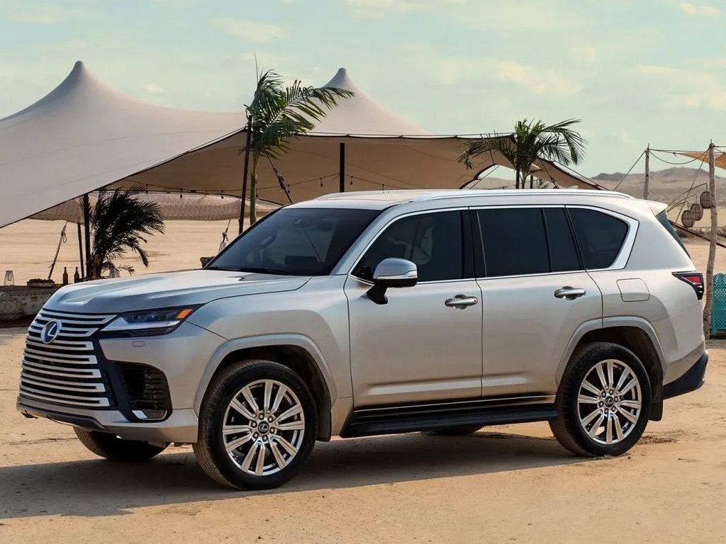 Lexus LX 600 Bookings Side