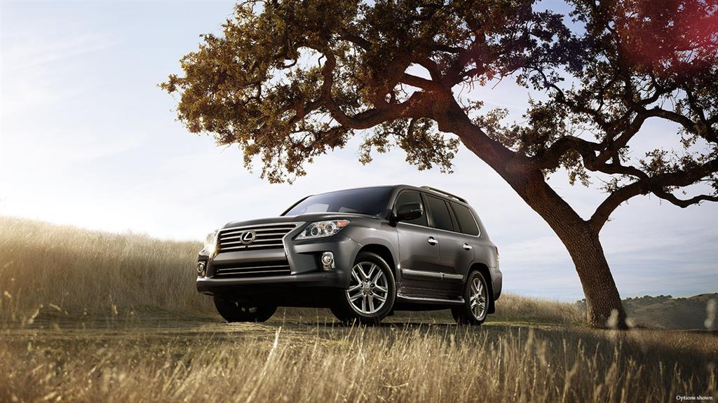 Lexus LX570 SUV Wallpaper