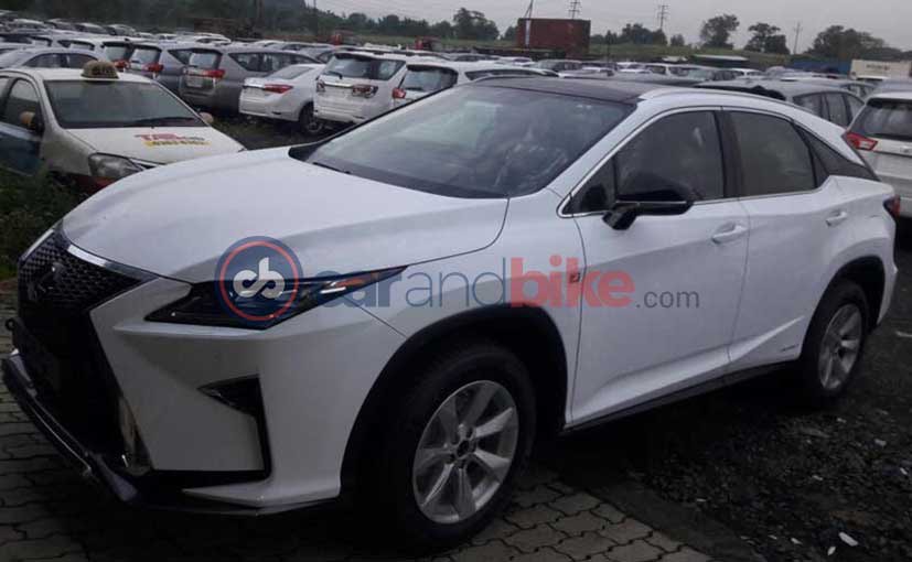 Lexus RX 450h Spied