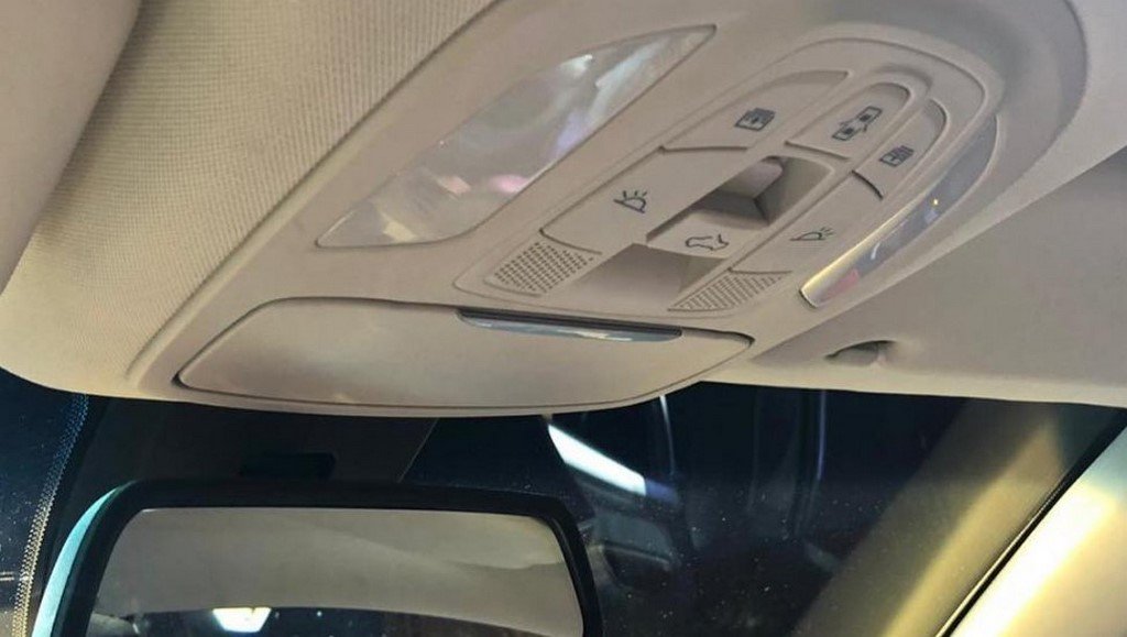 MG Hector Roof Buttons