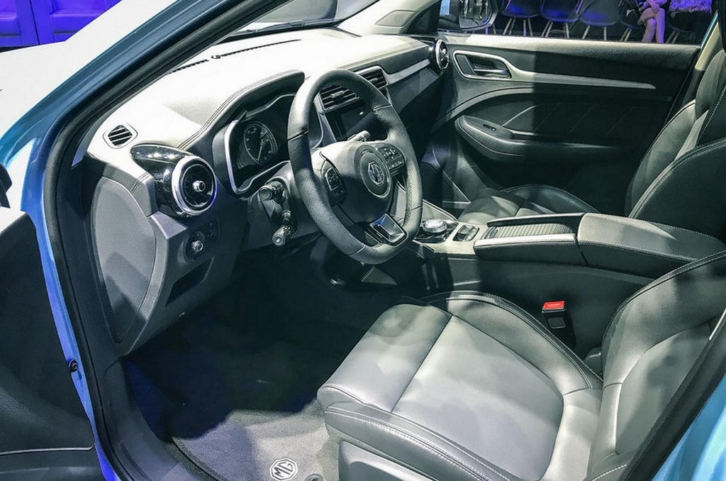MG eZS SUV Details