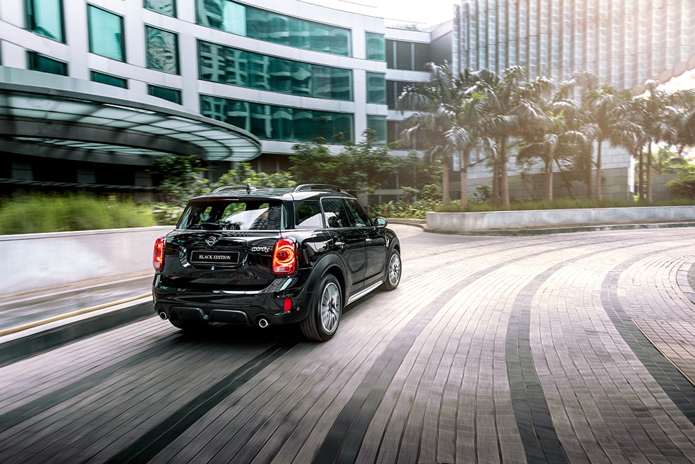MINI Countryman Black Edition Rear