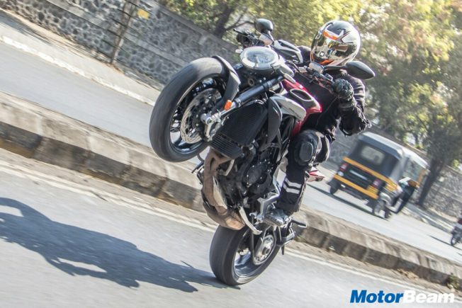 MV Agusta Brutale 800 Review