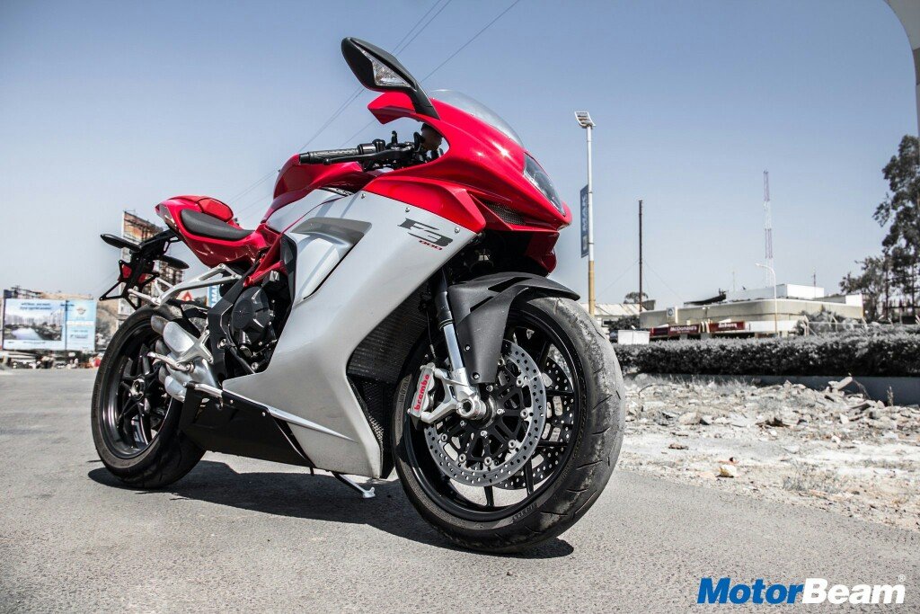 MV Agusta F3 800 Review