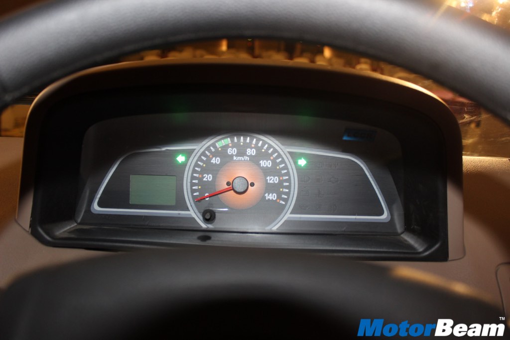 Mahindra Big Bolero Pik-Up Instrument Cluster