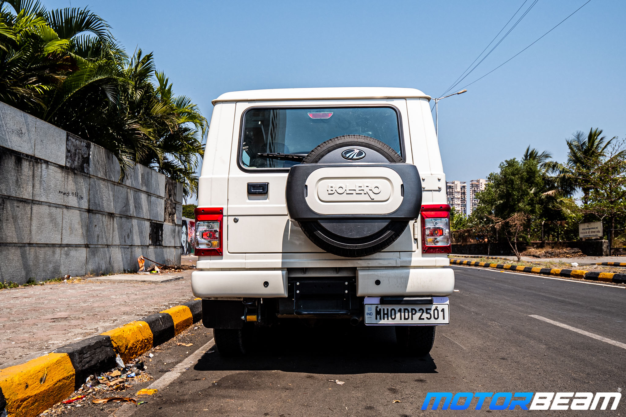 Mahindra-Bolero-BS6-13