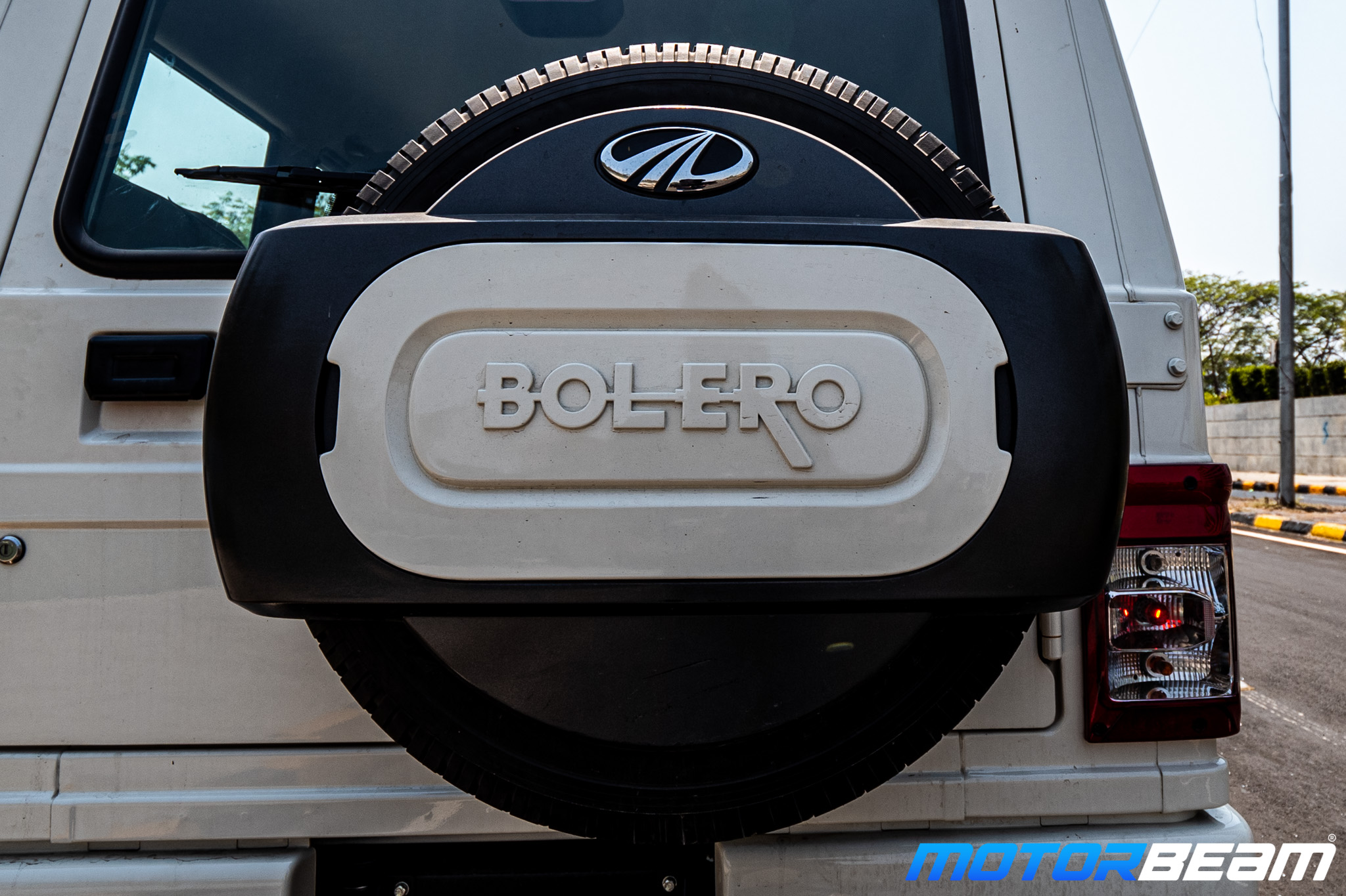 Mahindra-Bolero-BS6-9