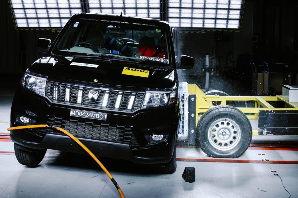 Mahindra Bolero Neo Side Impact Crash Test