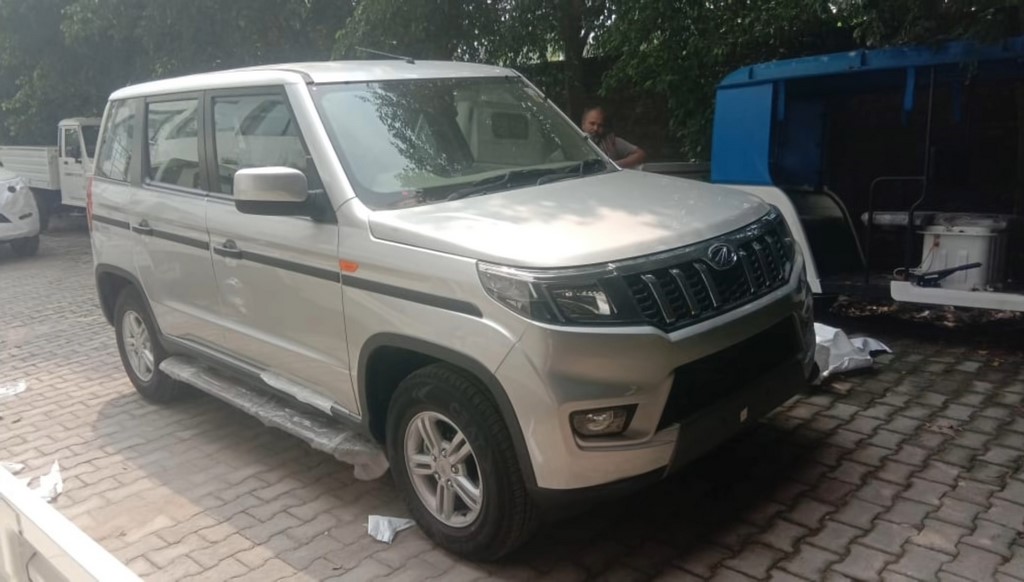 Mahindra Bolero Neo Spied Front