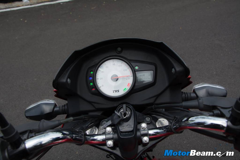 Mahindra Centuro vs TVS Star City Plus Cluster