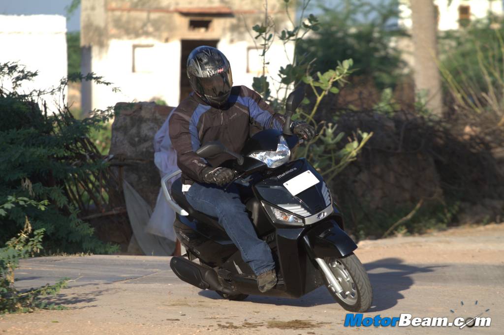 Mahindra Gusto Review