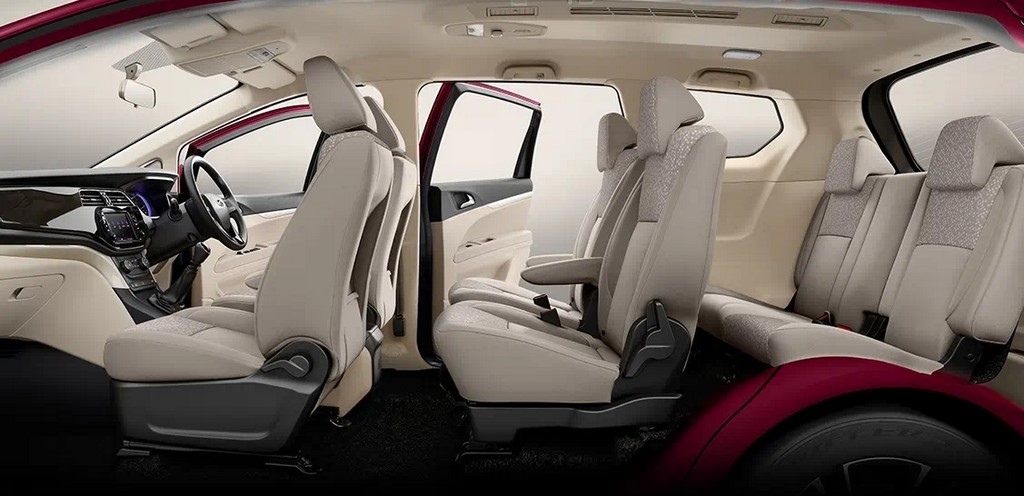 Mahindra Marazzo BS6 Seating