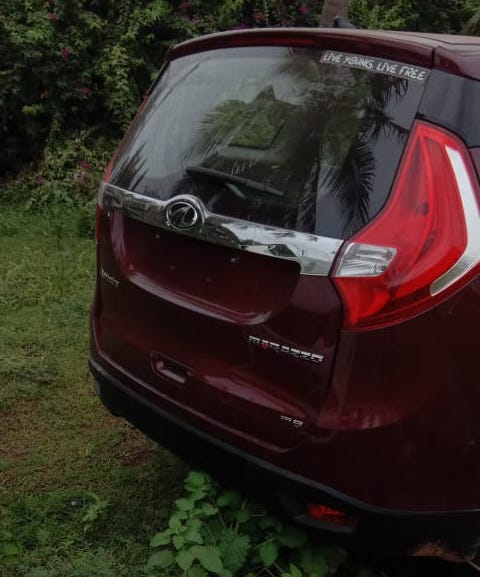 Mahindra Marazzo Rear