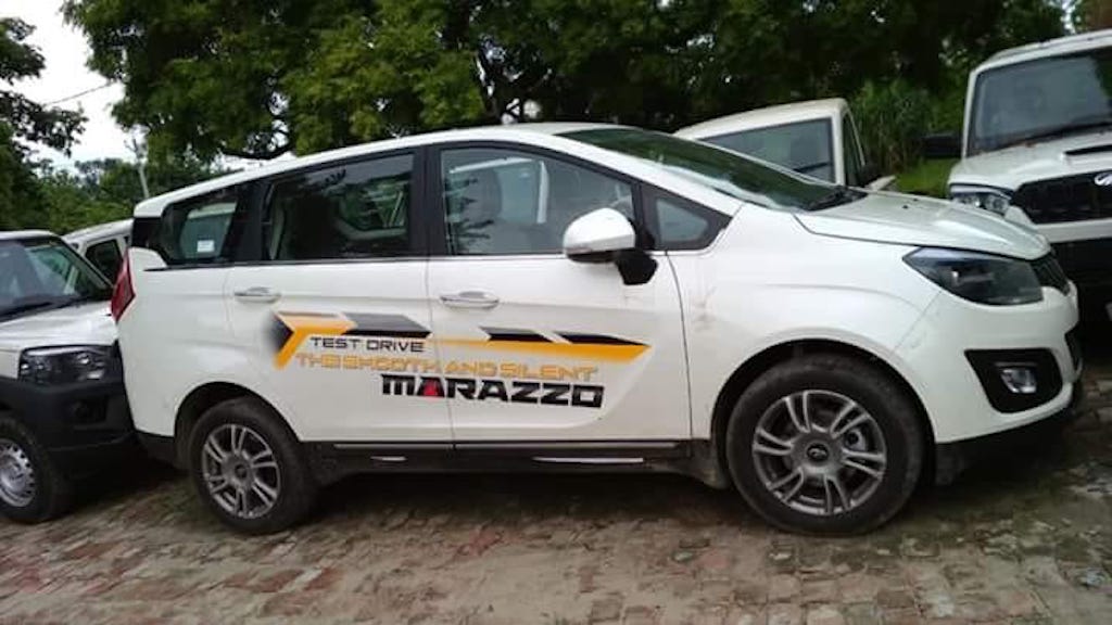 Mahindra Marazzo Side Profile