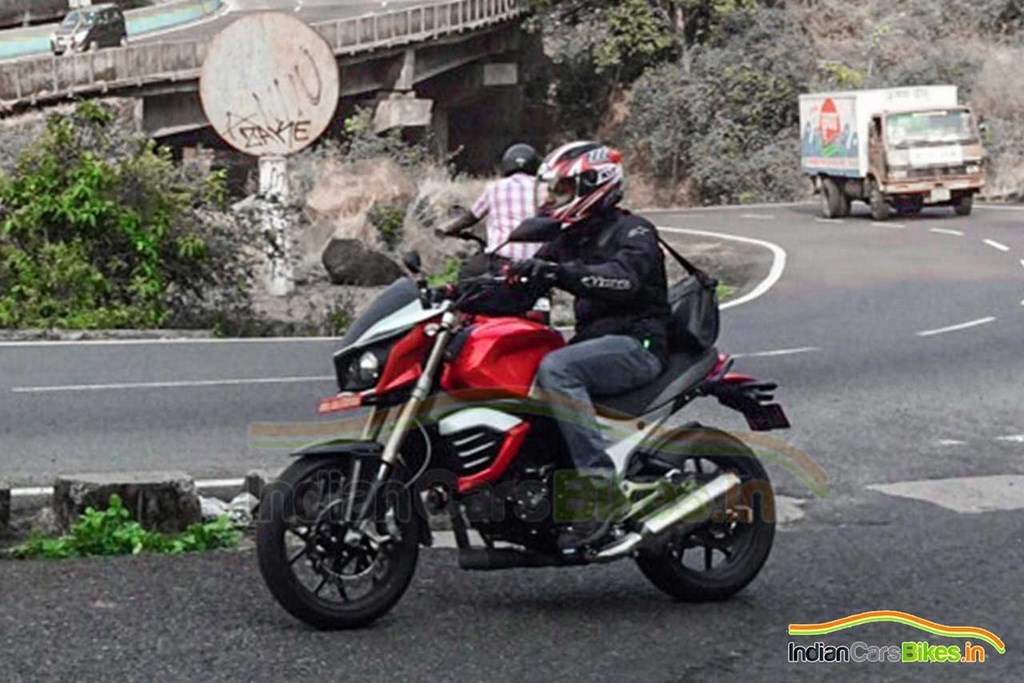 Mahindra Mojo Red White Colour