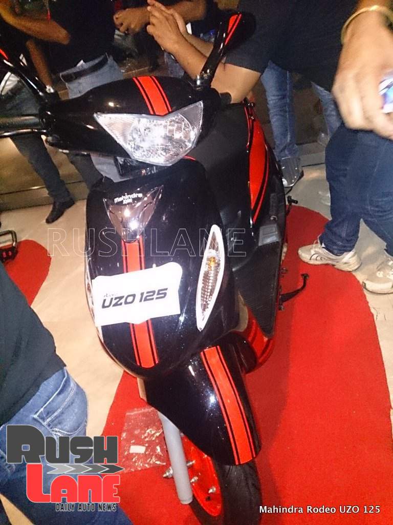 Mahindra Rodeo UZO 125 Dealer Preview Front