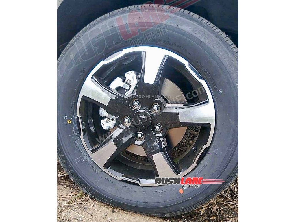 Mahindra Scorpio Classic Spotted Alloy Wheel