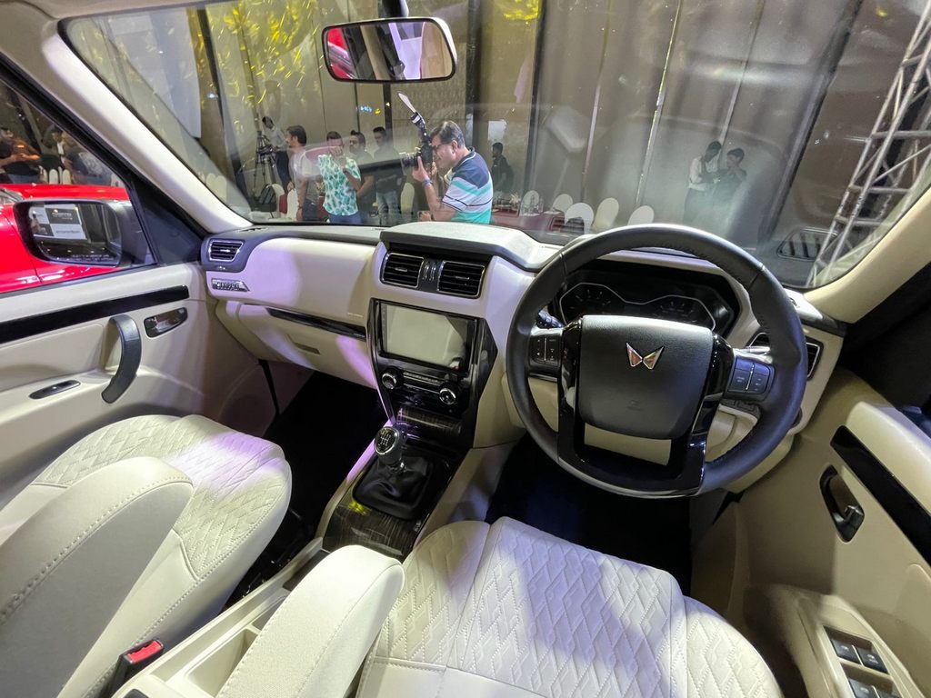 Mahindra Scorpio Classic Unveil Interiors