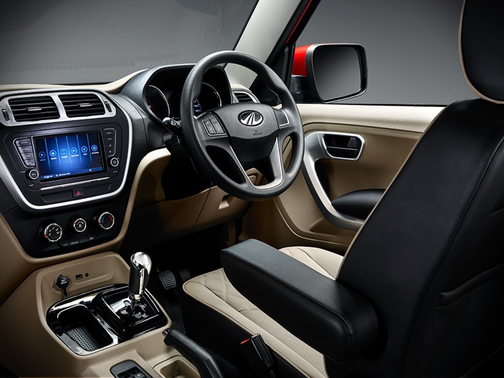Mahindra TUV300 T10 Interior