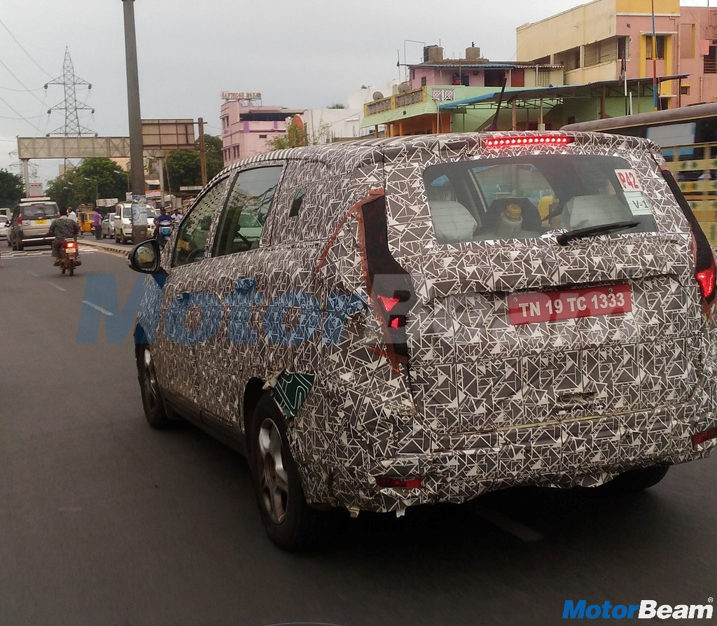 Mahindra U321 Rear