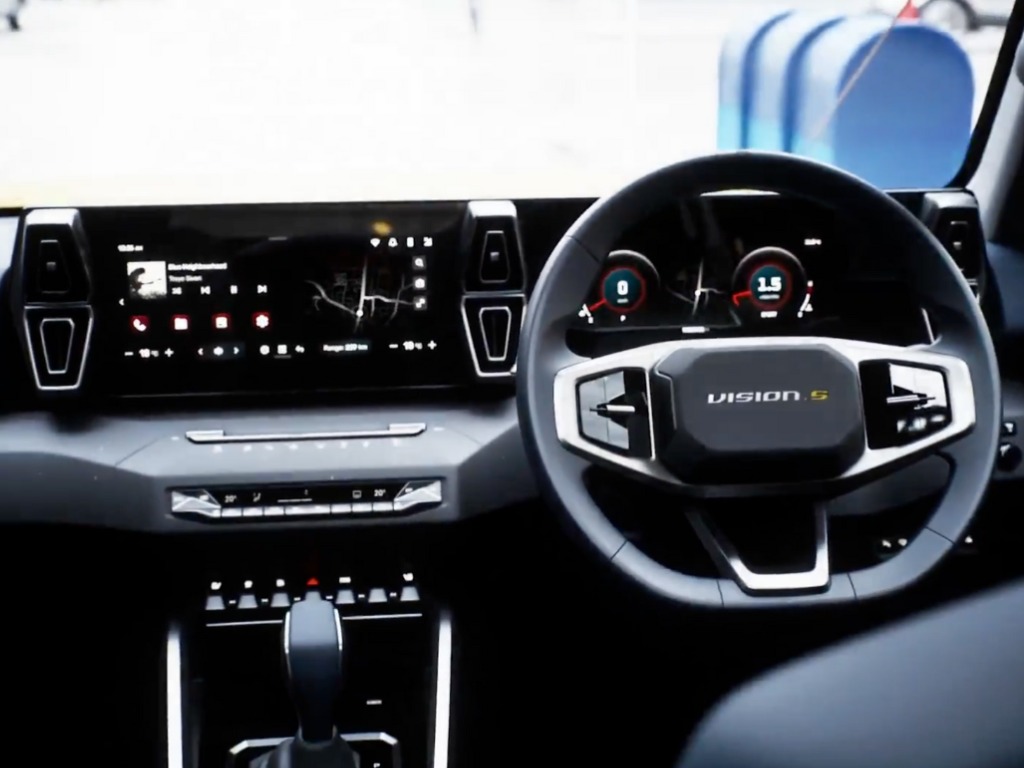 Mahindra Vision S Concept Interior