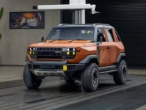 Mahindra Vision SXT front