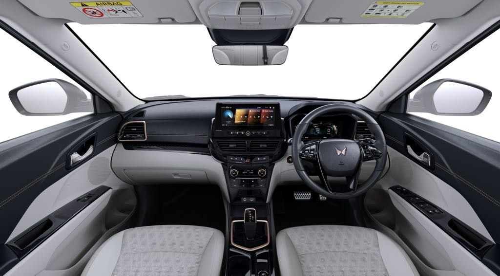 Mahindra XUV 3XO EV Interior