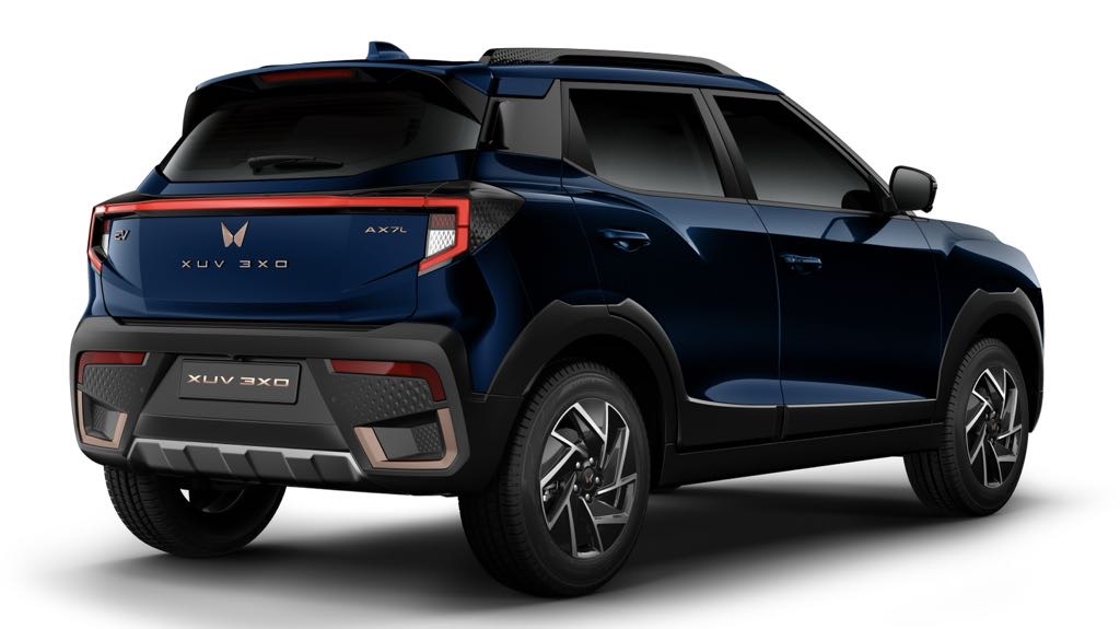 Mahindra XUV 3XO EV Rear