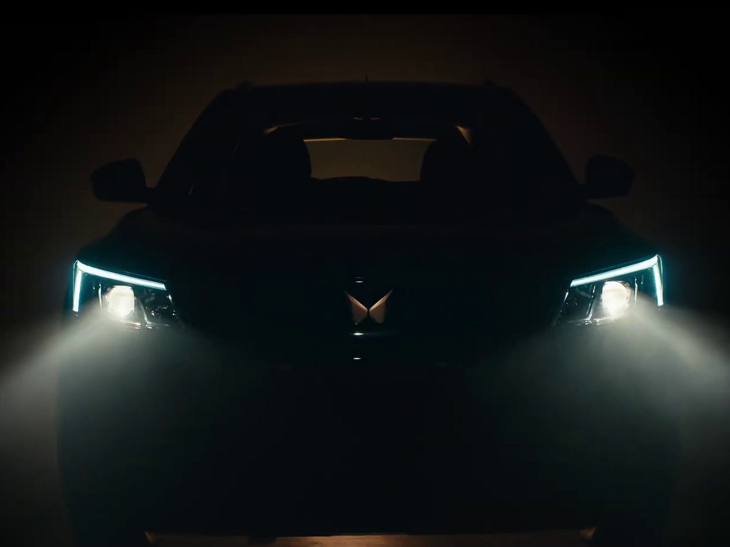 Mahindra XUV400 Teaser