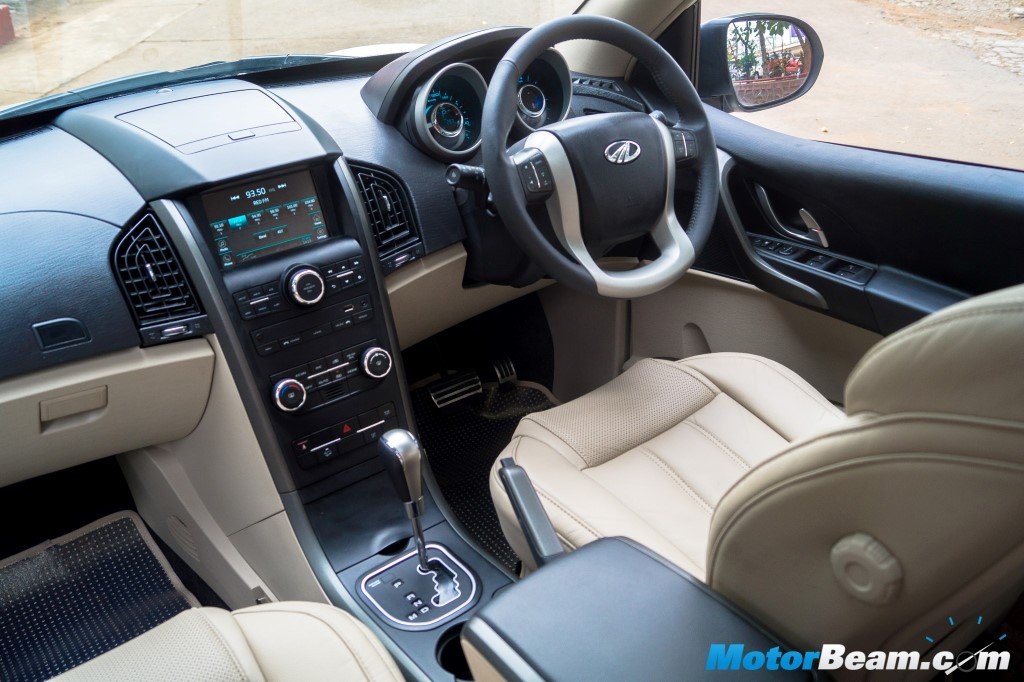 Mahindra XUV500 Automatic Interiors