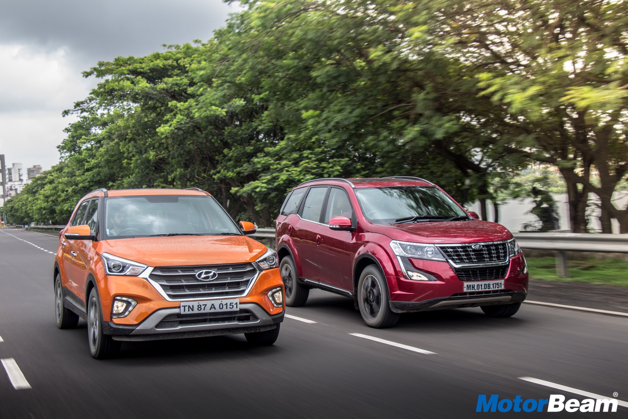 Mahindra XUV500 vs Hyundai Creta Video Shootout