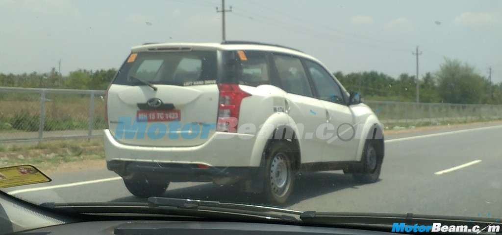 Mahindra XUV5OO Testing LHD
