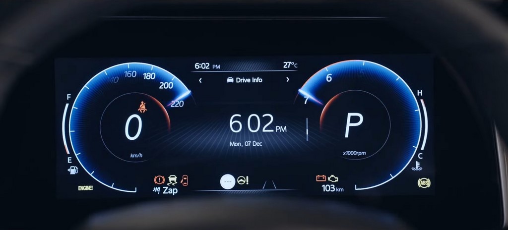 Mahindra XUV700 Digital Instrument Cluster