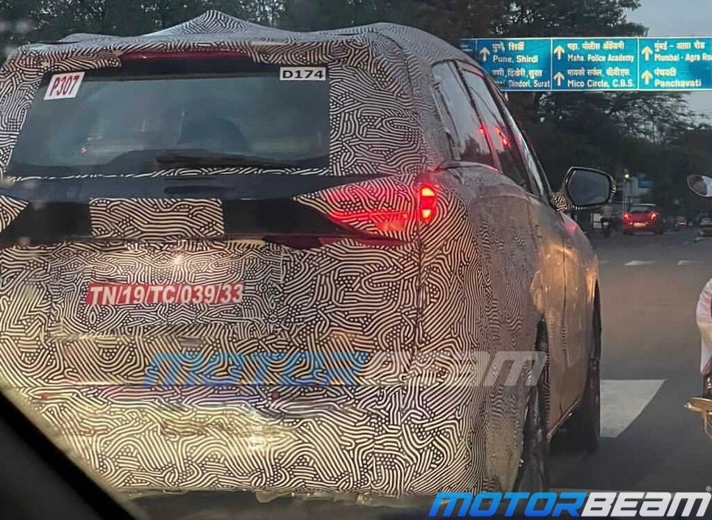 Mahindra XUV700 Spied Tail Lamps