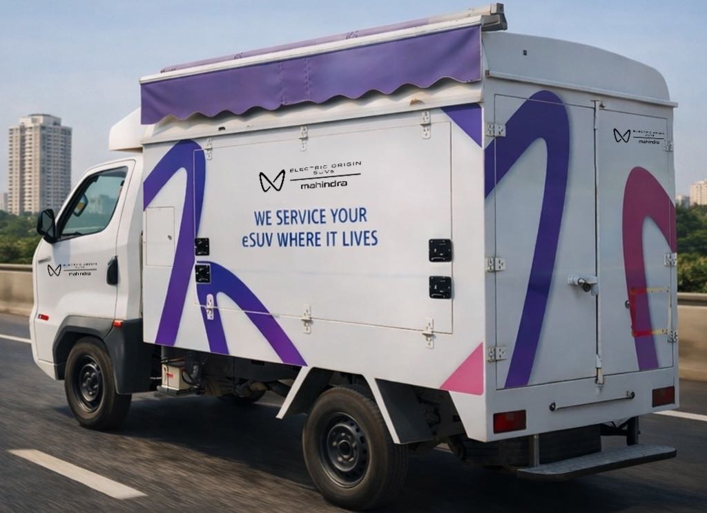 Mahindra eVAN Service