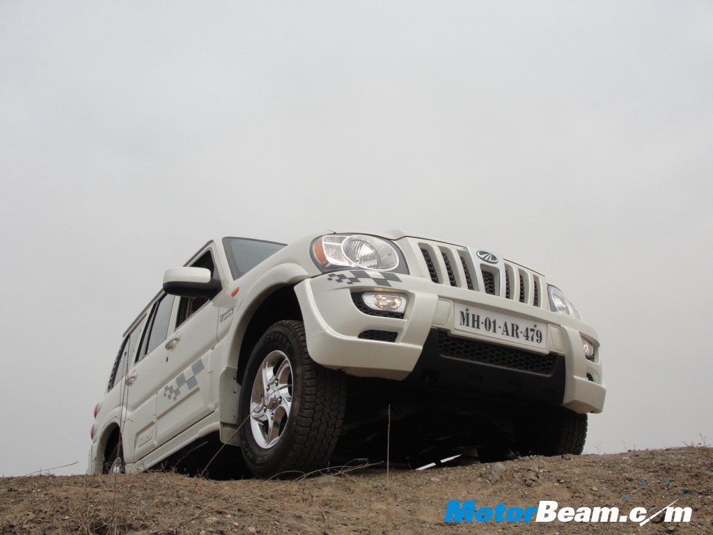 Mahindra_Scorpio_Handling
