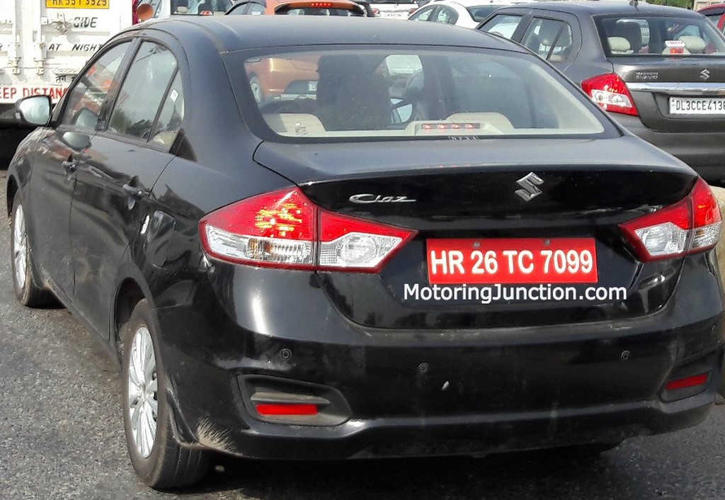 Maruti Ciaz Facelift Rear Spied