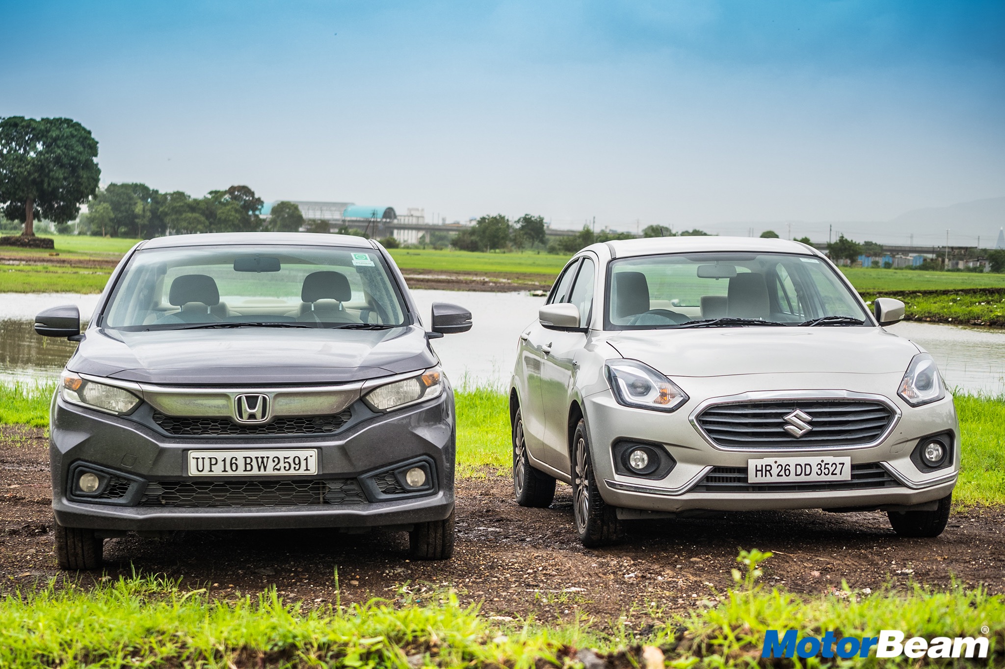 Maruti Dzire vs Honda Amaze Comparo