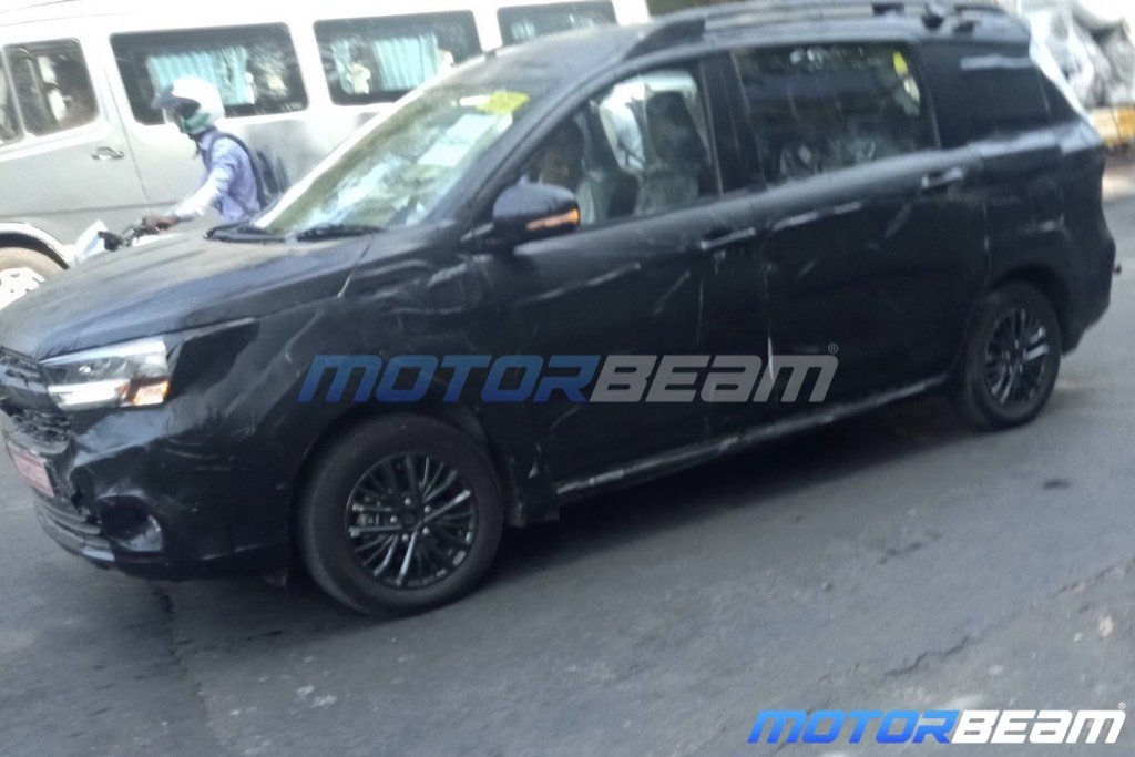 Maruti Ertiga Cross Spied