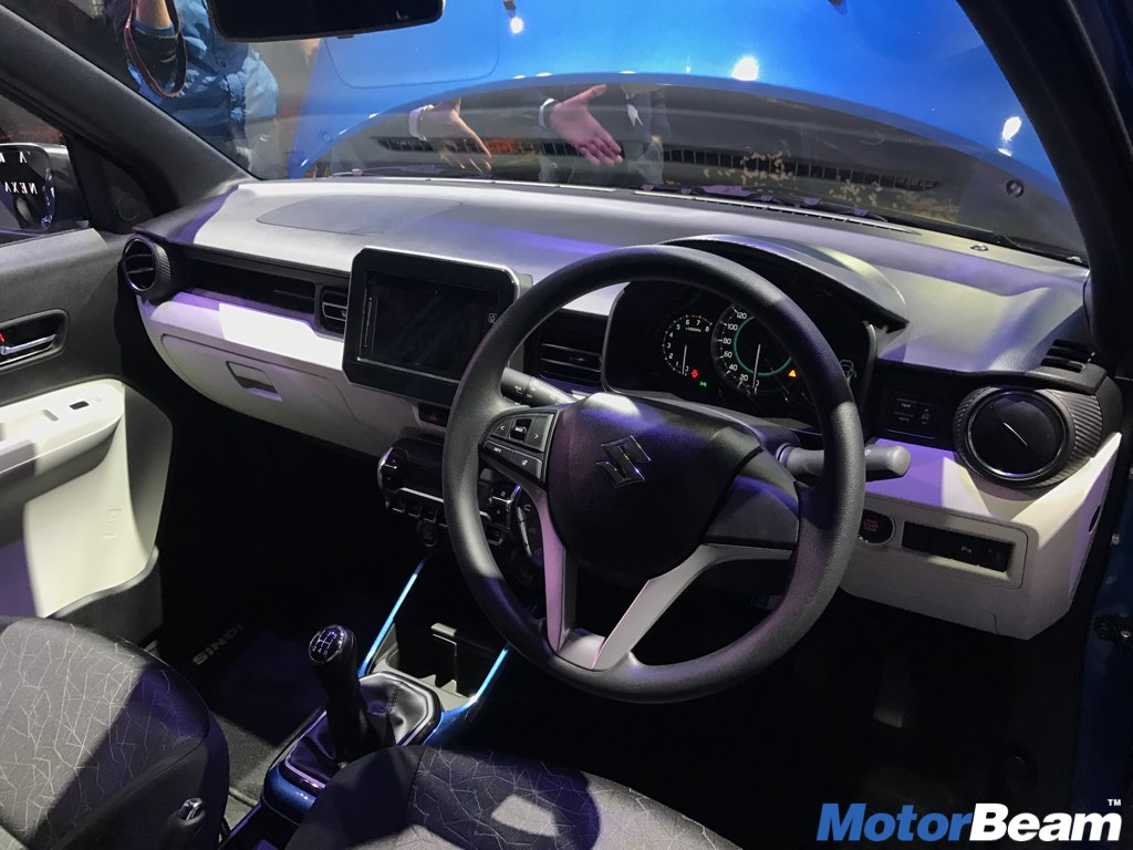 Maruti Ignis Dashboard
