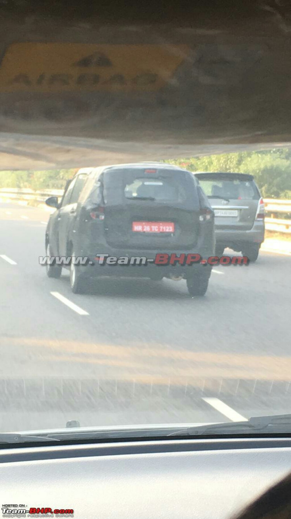 Maruti New MPV Spied