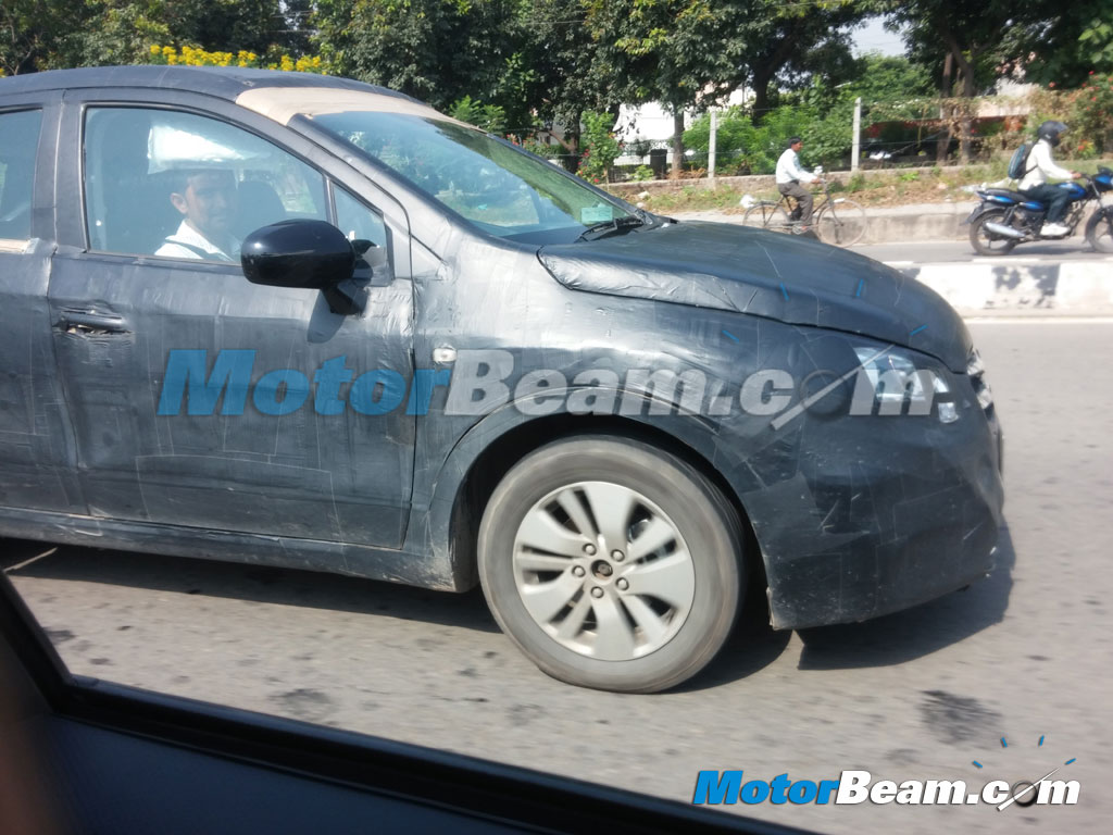 Maruti S-Cross Spy Shot Alloy Wheels