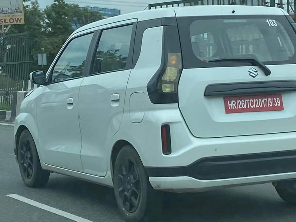 Maruti Suzuki Wagon R Electric Side