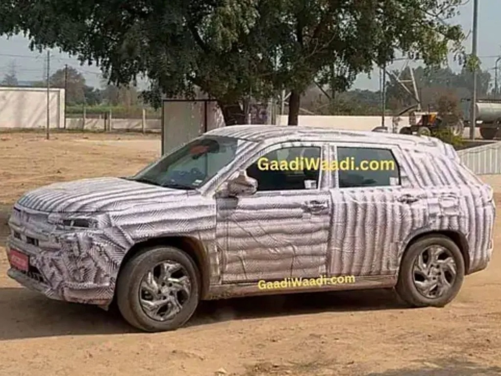 Maruti Victoris side